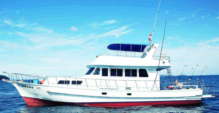 บริการเช่าเรือเหมาลำตกปลา-กลางวัน-กลางคืน-ทรอลิ่ง-สปินนิ่ง-เที่ยวภูเก็ต-ราคาถูก-6