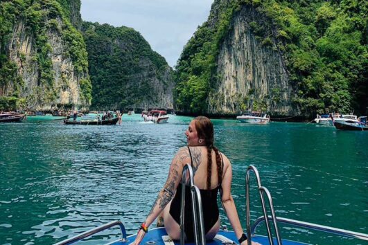 ทัวร์-เกาะไม้ท่อน-เกาะพีพี-มาหยา-เกาะไข่แมว-เรือสปีดโบ๊ท