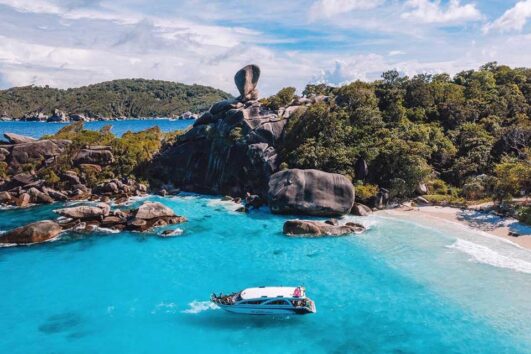 ภูเก็ต-เขาหลัก-ทัวร์วันเดย์-หมู่เกาะสิมิลัน-2566-เรือสปีดโบ๊ท-love-andaman