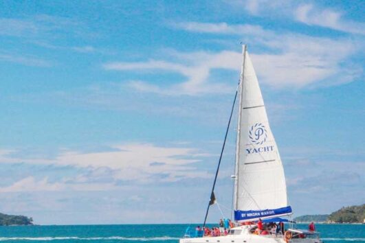 ทัวร์เรือยอร์ช คาตามารัน เกาะราชา-เกาะเฮ ซันเซ็ท NKP04