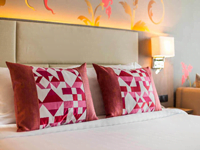 phuket-hotel-5-star-grand-mercure-patong-superior-room-2