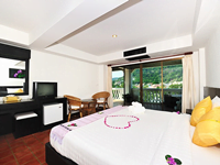 apk-resort-patong-phuket-ที่พัก-โรงแรม-ป่าตอง-ราคาถูก-ห้อง-ดีลักซ์-4
