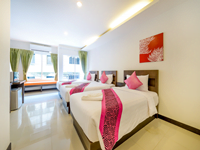 รับ-จอง-โรงแรม-ป่าตอง-ราคา-ประหยัด-the-three-by-apk-family-room