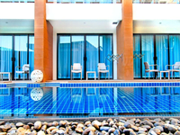 the-beach-heights-resort-deluxe-pool-access-3