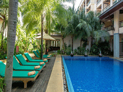 Phuket-Accommodation-Patong-Beach-Thanthip-Resort-Three-Star-3