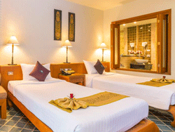 Phuket-Accommodation-The-Royal-Paradise-Patong-Hotel-Royal-Wing-2