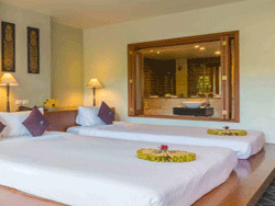 Phuket-Accommodation-The-Royal-Paradise-Patong-Hotel-Royal-Wing-Deluxe-3