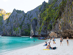 วันเดย์-ชม-พระอาทิตย์-ขึ้น-รุ่งอรุณ-เกาะพีพี-อ่าวมาหยา-เกาะไม้ไผ่-ภูเก็ต-เรือเร็ว-8