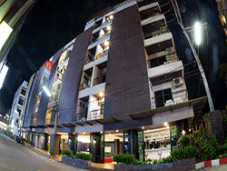 phuket-accommodation-three-star-baramee-hip-hotel-patong-16