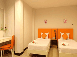 phuket-accommodation-three-star-baramee-hip-hotel-patong-6