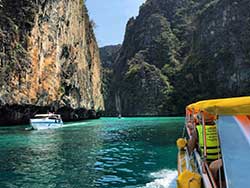 ทัวร์ภูเก็ต-ทริปชมพระอาทิตย์ตก-เกาะพีพี-อ่าวมาหยา-เกาะไม้ท่อน-2