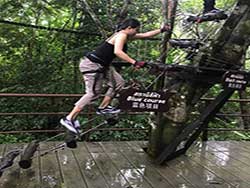 กิจกรรมผาดโผนบนต้นไม้-โหนสลิง-กระบี่-ทรีท็อป-แอดเวนเจอร์-11