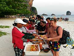 ทัวร์ครึ่งวันบ่าย-7-เกาะ-ชมพระอาทิตย์ตก-โดยเรือใหญ่-เที่ยวกระบี่ราคาถูก-3