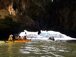 ทัวร์วันเดย์ทริป-อ่าวพังงา-เขาตะปู-พายเรือแคนู-โดยเรือใหญ่-เที่ยวภูเก็ต-ราคาถูก-4