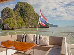 ทัวร์วันเดย์ทริป-อ่าวพังงา-เขาตะปู-พายเรือแคนู-โดยเรือใหญ่-เที่ยวภูเก็ต-ราคาถูก-9