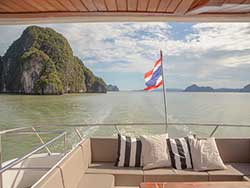 ทัวร์วันเดย์ทริป-อ่าวพังงา-เขาตะปู-พายเรือแคนู-โดยเรือใหญ่-เที่ยวภูเก็ต-ราคาถูก