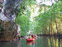 ทัวร์เต็มวัน-พายเรือคายัค-ณ-อ่าวท่าเลน-เล่นน้ำ-อาหาร-เที่ยวกระบี่-6