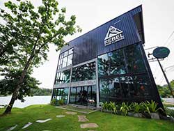 ปีนผาจำลอง-ภูเก็ต-Rebel-Rock-Climbing-Phuket-3