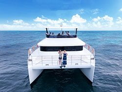 ทัวร์ครึ่งวันล่องเรือคาตามารัน