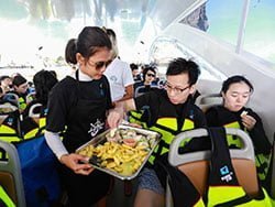 เรือสองท้อง-คาตามารัน-ทัวร์กระบี่-เกาะรอก