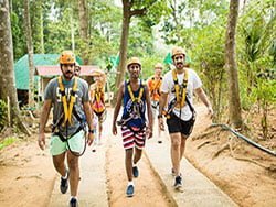 กิจกรรม-โหนสลิง-ป่าตอง