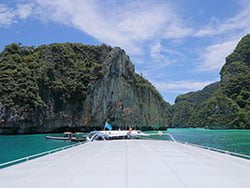 ทัวร์เล่นน้ำ-อ่าวปิเละ-เกาะพีพี-เรือเร็ว