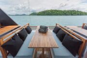 ที่นั่ง-บนเรือยอร์ช-คาตามารัน-andaman-passion