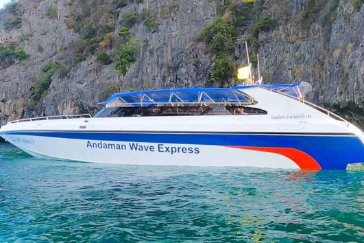 ภูเก็ต-เกาะพีพี-ภูเก็ต-speedboat-เรือโดยสาร