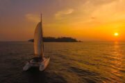 ภูเก็ต-เช่าเรือยอร์ช-ล่องเรือชมพระอาทิตย์ตก-แหลมพรหมเทพ