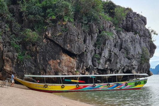 เหมาลำ-เช่า-เรือหางยาว-เที่ยว-อ่าวพังงา-เขาตะปู-เกาะปันหยี