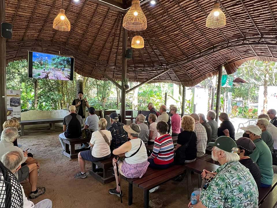 ทัศนศึกษาอาณาจักรช้าง-เกาะสมุย-Elephant-Kingdom