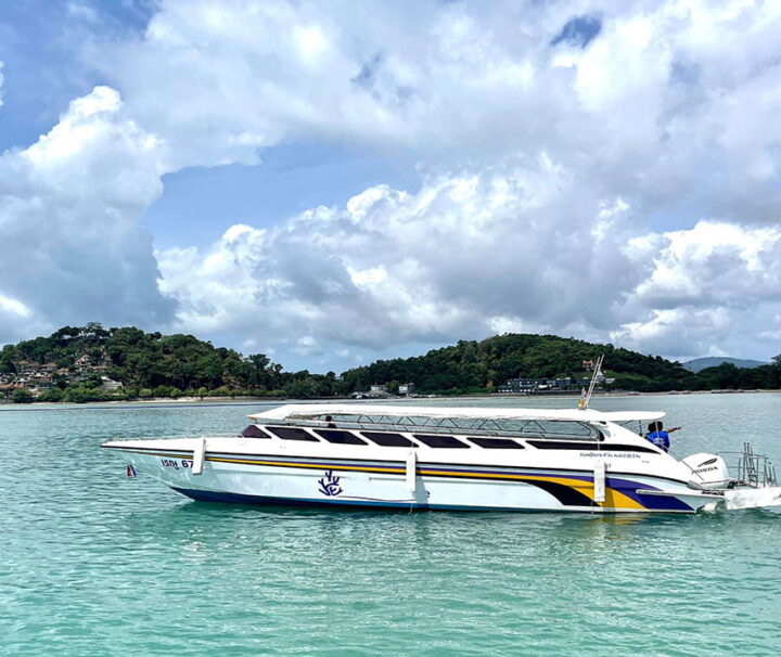 ตั๋วเรือสปีดโบ๊ทข้ามฟาก-ภูเก็ต-พีพี-P-P-Sabai-Marine