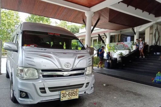 บริการรถตู้-แท๊กซี่-รับ-ส่ง-สนามบิน-โรงแรม-ภูเก็ต