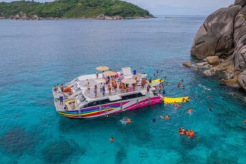 เขาหลัก-ทัวร์-หมู่เกาะสิมิลัน-เรือสปีดคาตามารัน-2-ชั้น-Speed-Catamaran