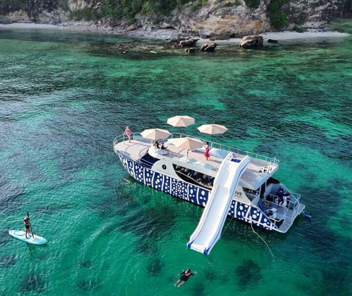 ทัวร์เกาะพีพี-เกาะไม้ท่อน-Sunset-เรือคาตามารัน-Love-Andaman-3