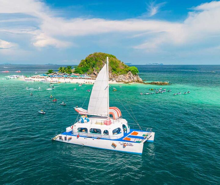ทัวร์รอบเช้า-เกาะไม้ท่อน-เกาะไข่-ภูเก็ต-เรือ-Power-Catamaran-3