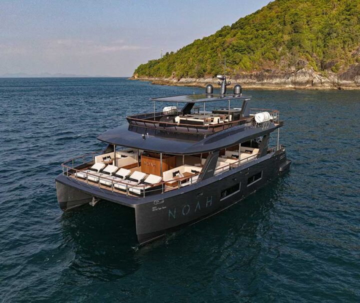 ภูเก็ต-ทัวร์เกาะพีพี-เกาะไม้ท่อน-ซันเซ็ท-luxury-yacht-catamaran-2