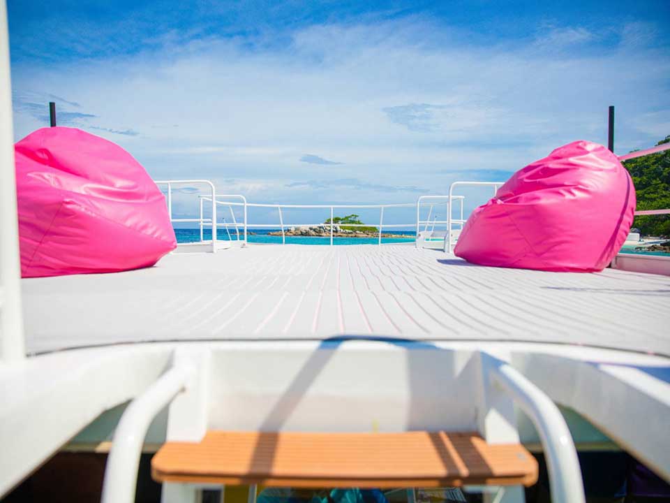 หมู่เกาะสุรินทร์-ทัวร์วันเดย์-เรือสปีดคาตามารัน-speed-catamaran-3