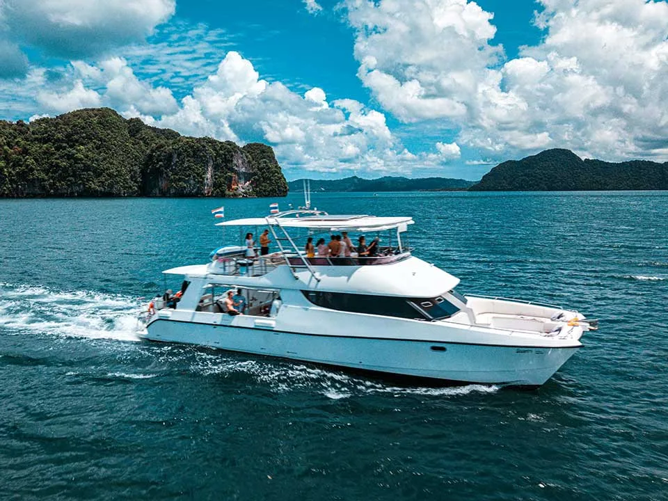 ภูเก็ต-ทัวร์อ่าวพังงา-พายแคนู-ซันเซ็ท-เกาะไม้ท่อน-Yacht-Catamaran-8